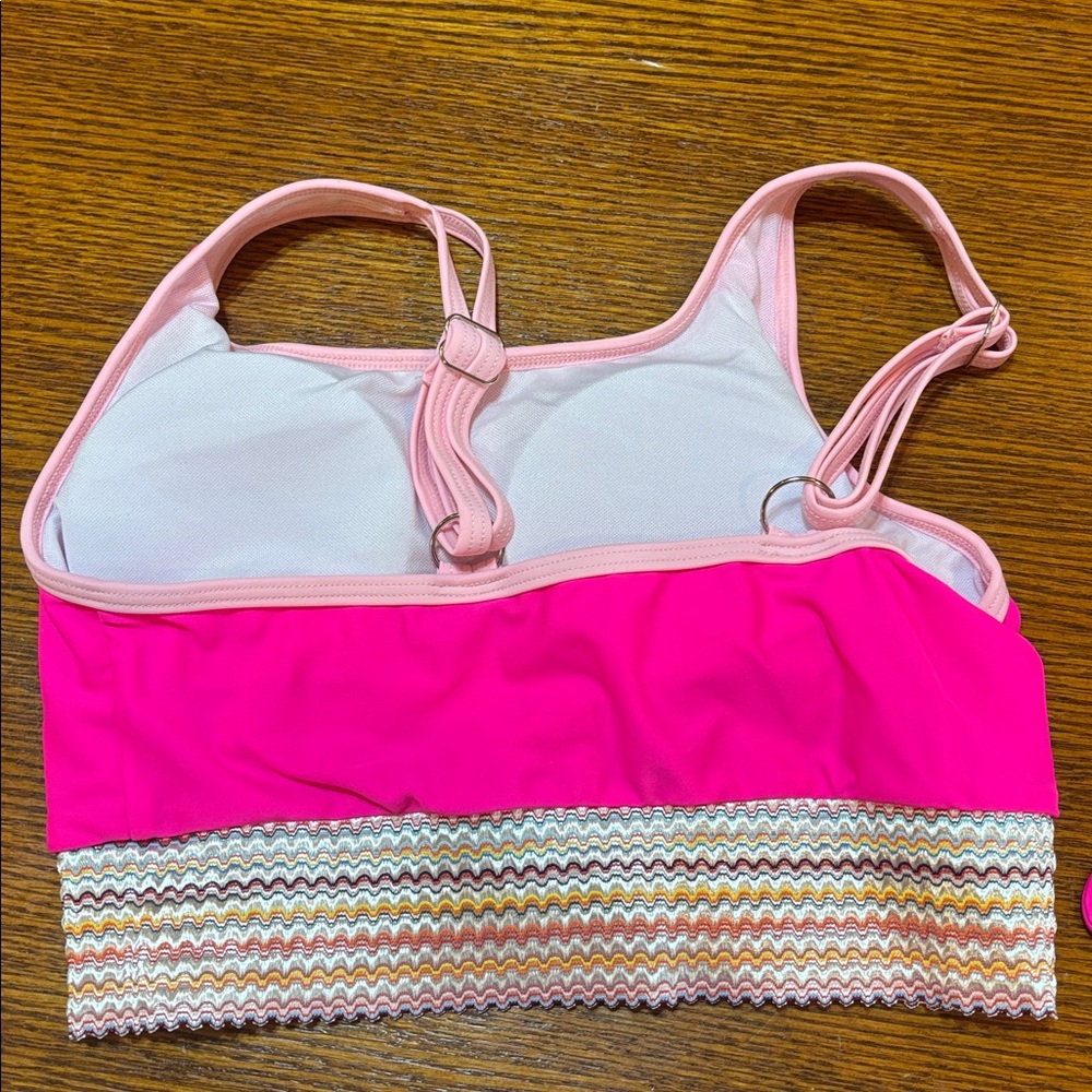 Pink bikini - Picture 2 of 3